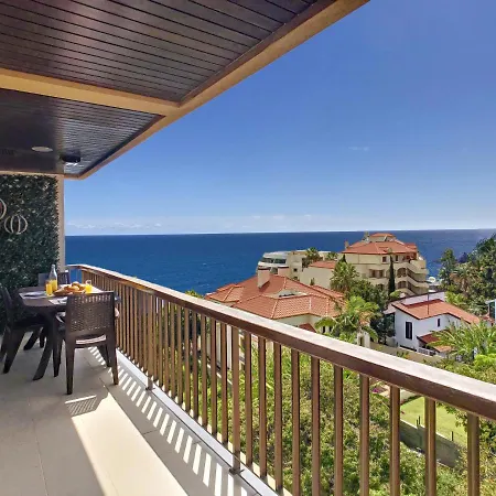 Apartment Private Sunset Terrace & Ocean Cliff Pool Garden At Designer By Lovelystay *