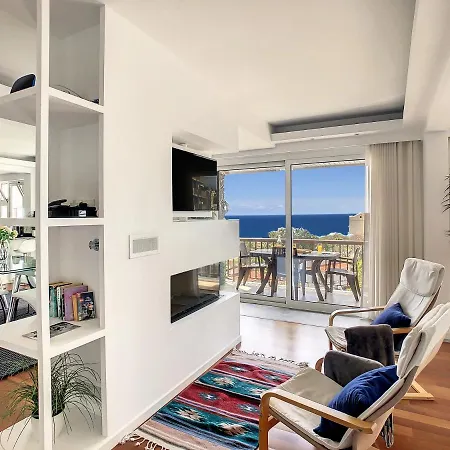 Private Sunset Terrace & Ocean Cliff Pool Garden At Designer Apt By Lovelystay